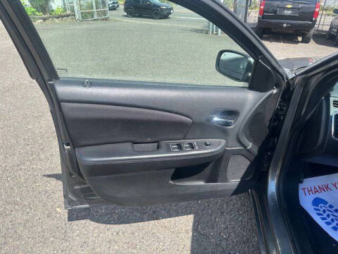 2013 Chrysler 200 Touring