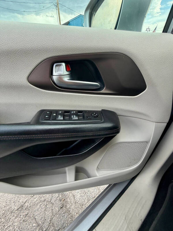 2018 Chrysler Pacifica Touring L