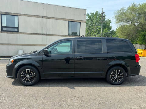 2017 Dodge Grand Caravan for sale at Suburban Auto Sales LLC in Madison Heights MI