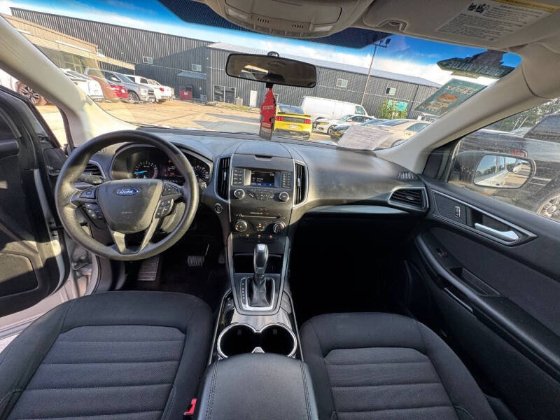 2017 Ford Edge SE