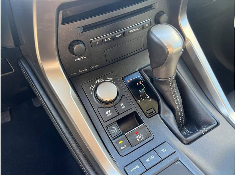 2017 Lexus NX 300h