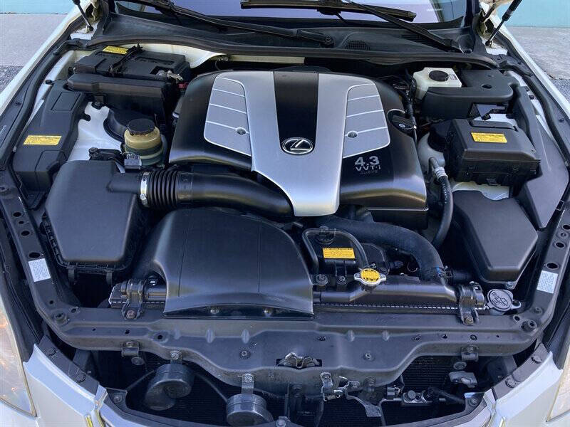 2007 Lexus SC 430