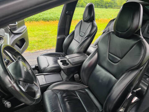 2017 Tesla Model X 75D