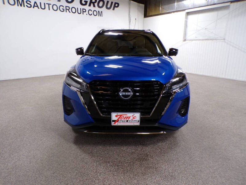 2023 Nissan Kicks SR