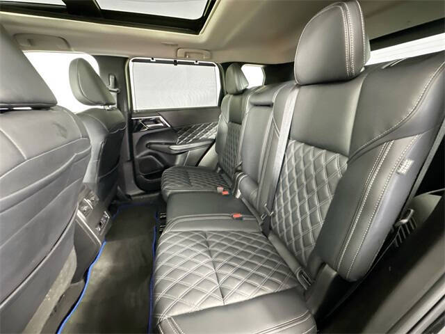 2024 Mitsubishi Outlander PHEV SEL