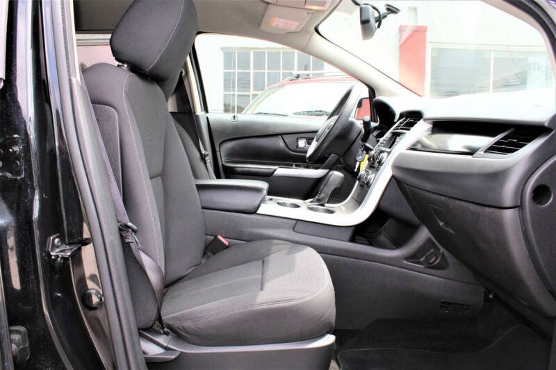 2013 Ford Edge SE