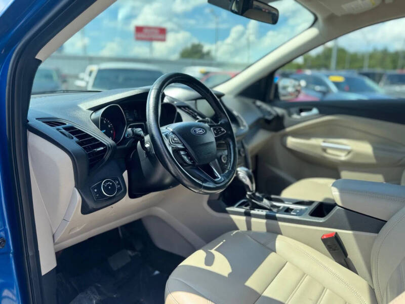 2019 Ford Escape SEL