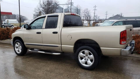 2002 Dodge Ram Pickup 1500 for sale at SPEEDY'S USED CARS INC. in Louisville IL