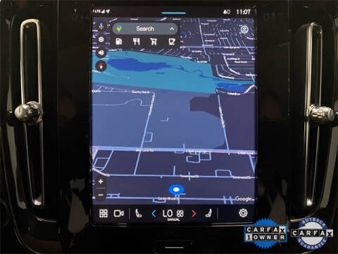 2025 Volvo XC40 B5 Plus Bright Theme