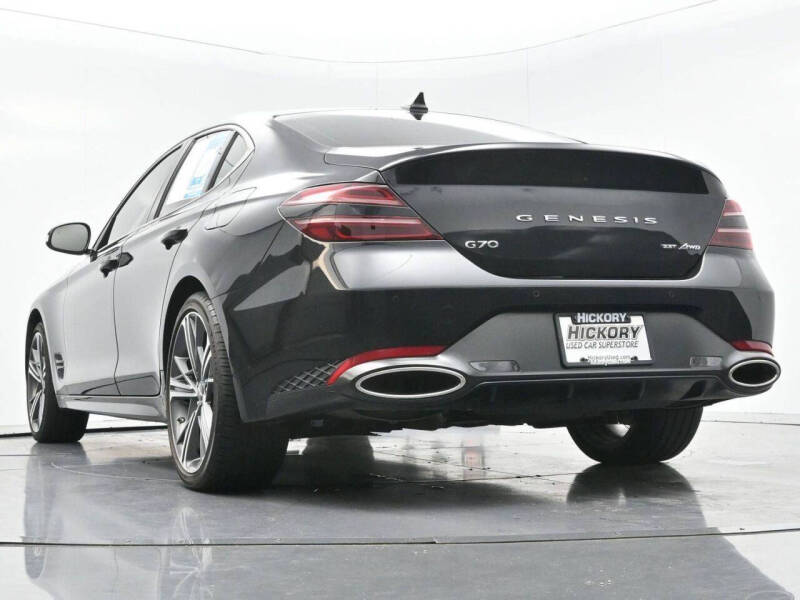 2025 Genesis G70