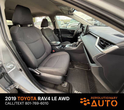 2019 Toyota RAV4 LE