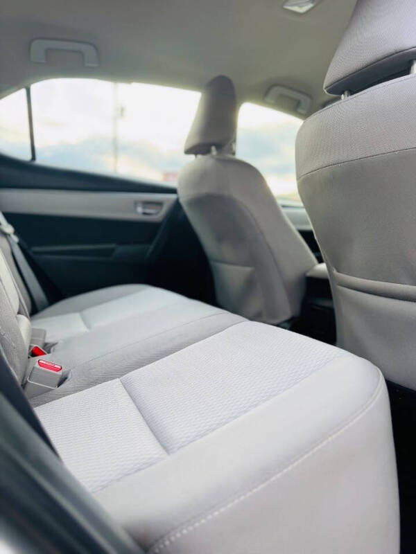 2016 Toyota Corolla LE