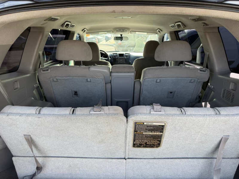 2011 Toyota Highlander SE