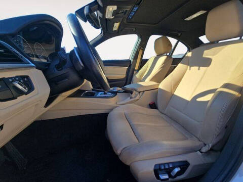 2017 BMW 3 Series 330e iPerformance