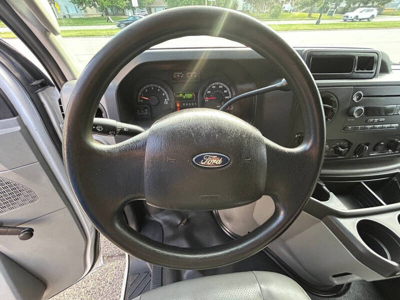 2013 Ford E-Series