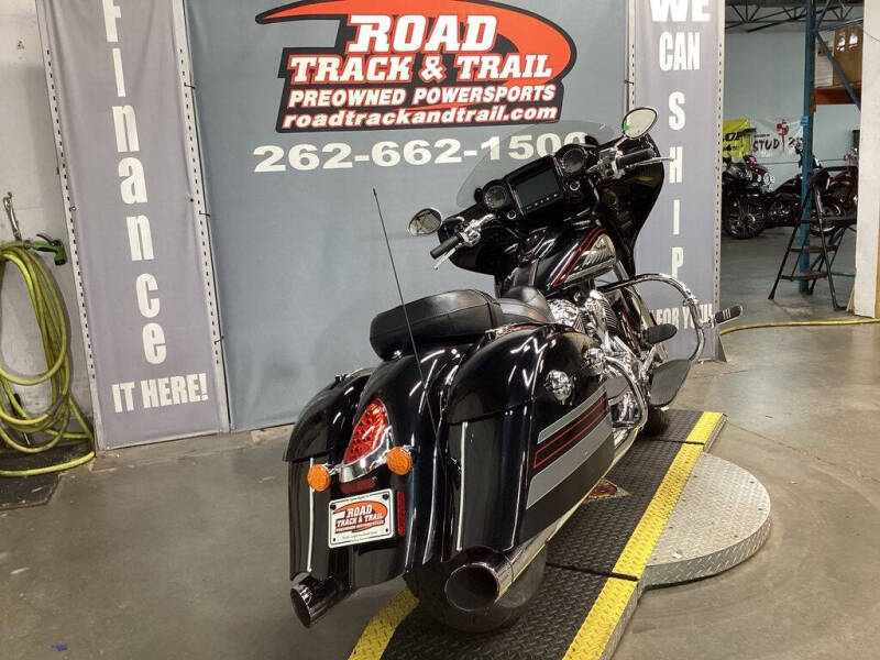 2018 Indian Motorcycle® Chieftain® Limited ABS Th