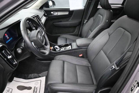 2026 Volvo XC40 B5 Plus