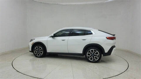 2025 BMW X2 xDrive28i