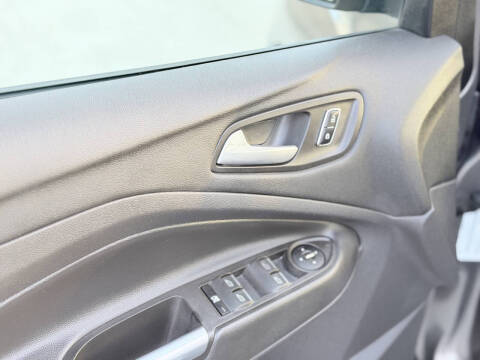 2013 Ford C-MAX Hybrid SE