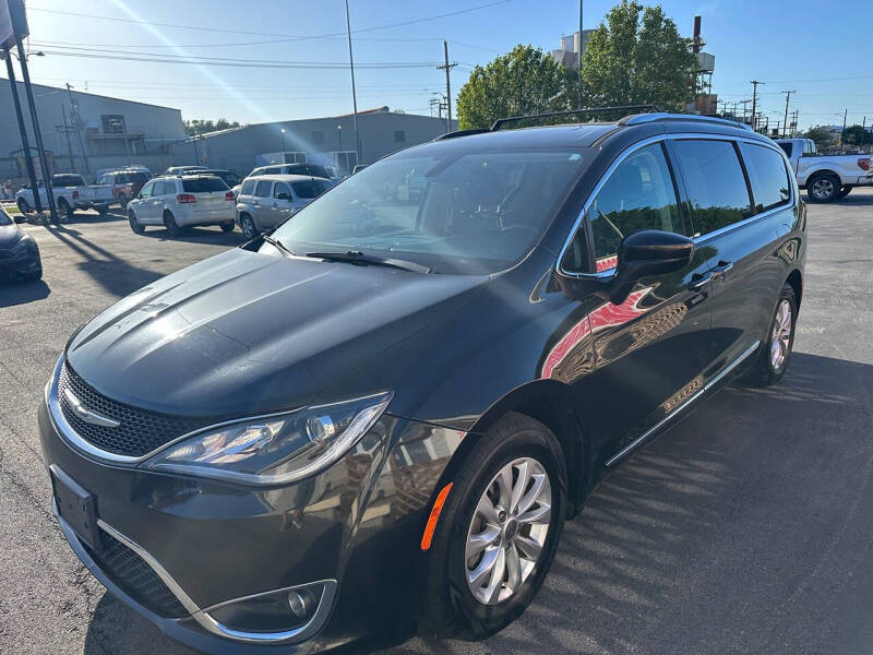 2019 Chrysler Pacifica Touring L