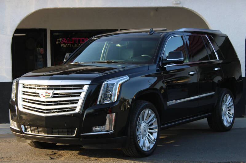 2016 Cadillac Escalade Platinum
