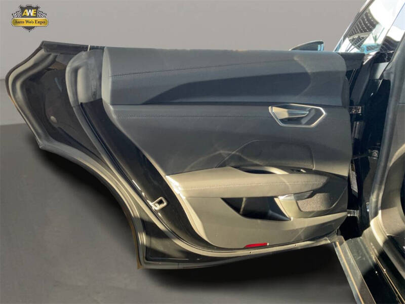 2022 Audi e-tron GT quattro Prestige