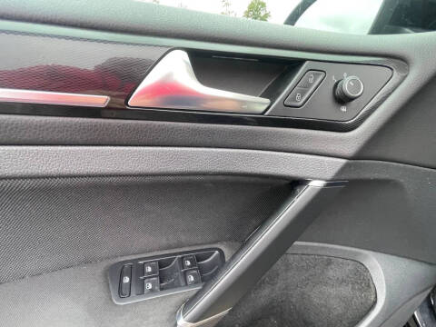 2017 Volkswagen Golf GTI S