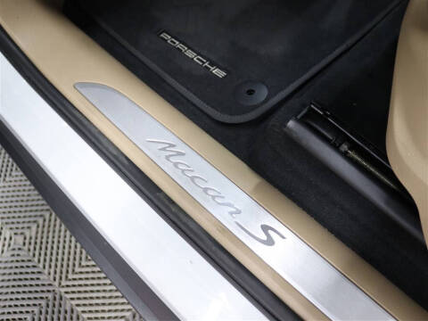 2020 Porsche Macan S