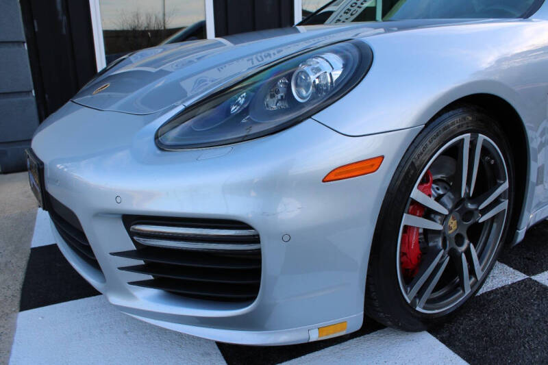 2015 Porsche Panamera GTS