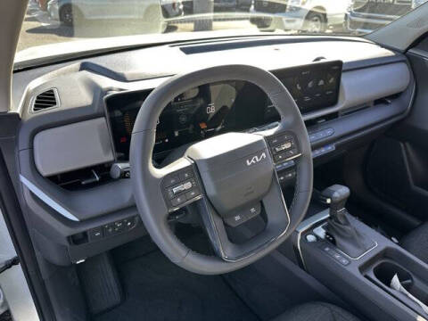 2027 Kia Seltos LX