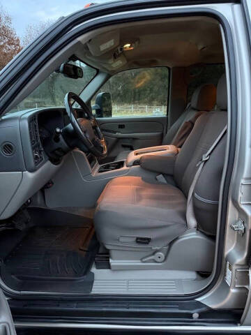 2004 Chevrolet Suburban