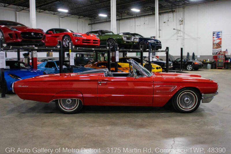 1965 Ford Thunderbird