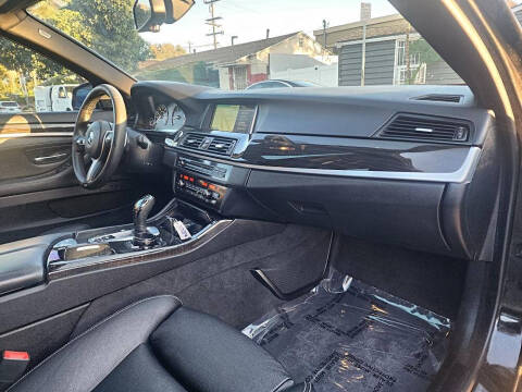 2014 BMW 5 Series 550i