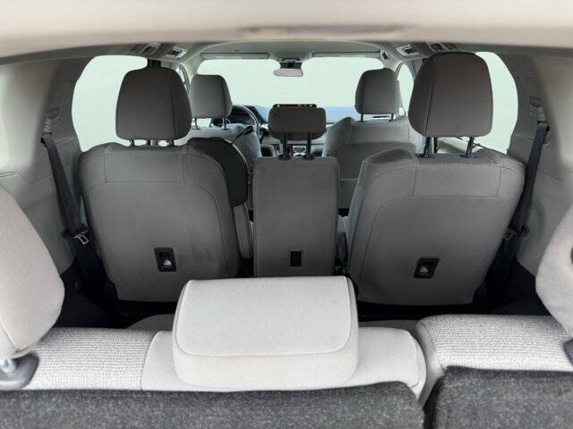 2024 Toyota Sienna LE 8-Passenger