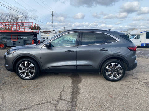 2023 Ford Escape Hybrid Platinum