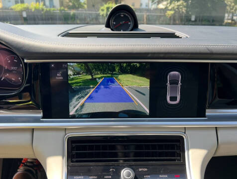 2019 Porsche Panamera