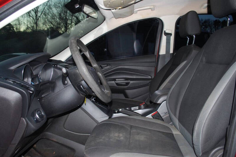 2016 Ford Escape S