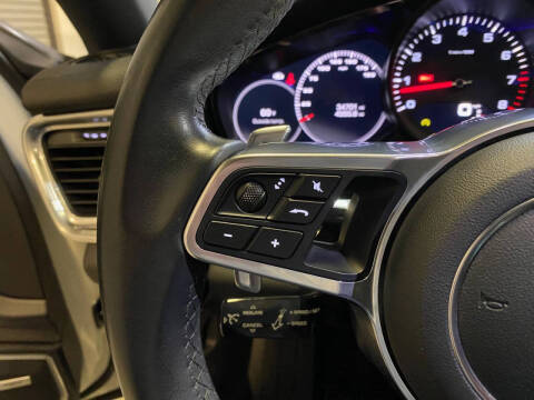 2018 Porsche Panamera