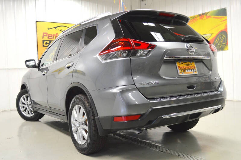 2018 Nissan Rogue SV