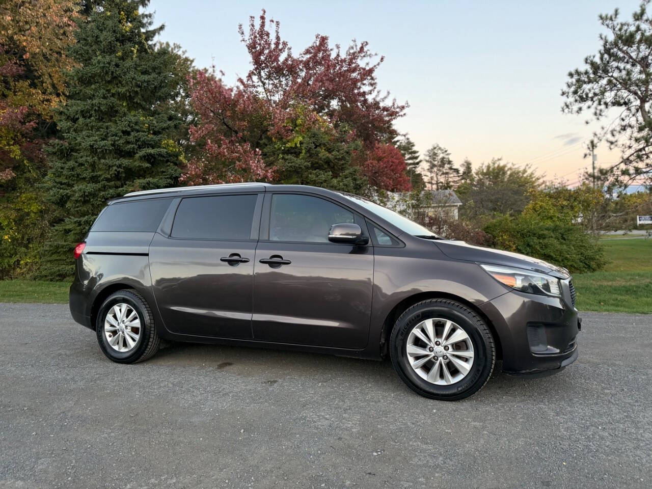 2015 Kia Sedona for sale at Town Auto Inc in Clifton Park, NY