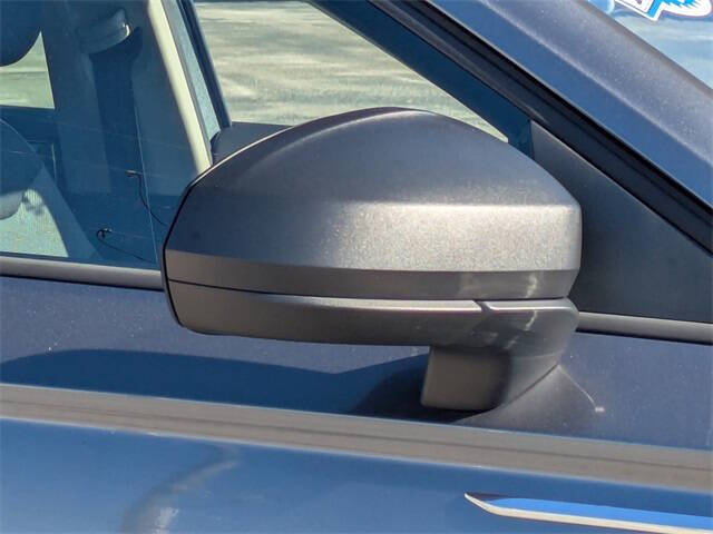 2024 Volkswagen Taos S