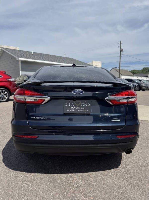 2020 Ford Fusion SE