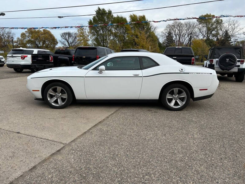 2015 Dodge Challenger SXT