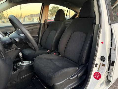 2019 Nissan Versa