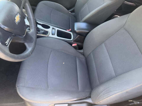 2017 Chevrolet Cruze LS Auto