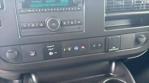 2023 Chevrolet Express LT 3500