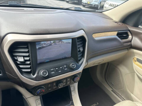 2018 GMC Acadia Denali