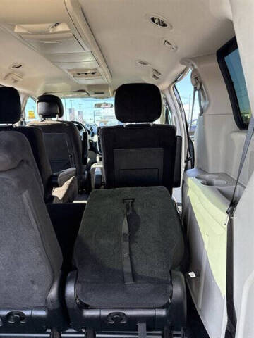 2012 Dodge Grand Caravan Crew