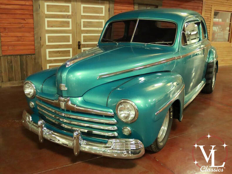 1948 Ford Super Deluxe