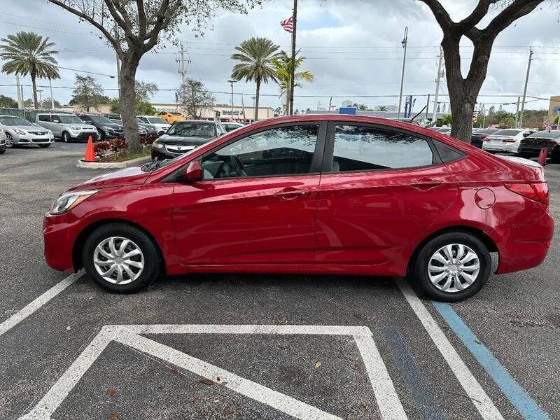 2016 Hyundai Accent SE